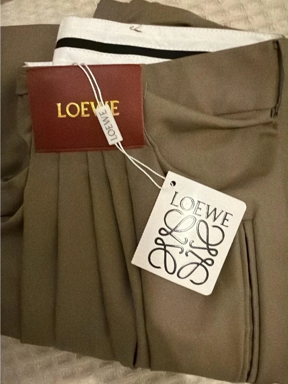 Loewe Khaki Wide-Leg Pleated Trousers - Picture 3 of 3